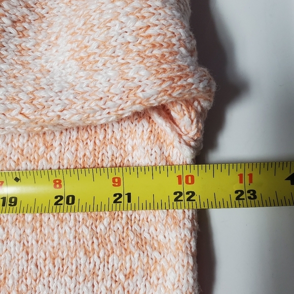 Urban Outfitters BDG Open Knit Sweater Size Medium - Picture 11 of 12